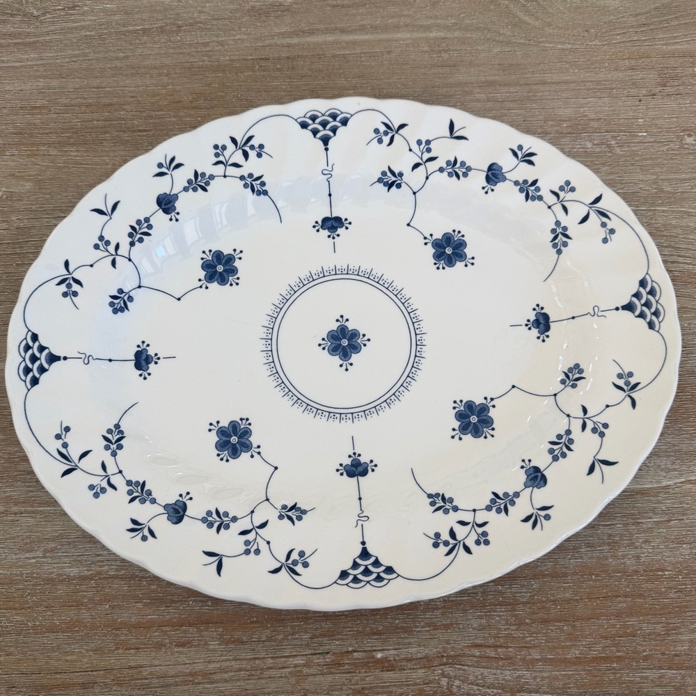 🌱 Churchill Finlandia China, Swirl Rim 12” Oval Serving Platter, Blue and White